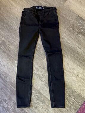 Hollister Mid Rise Super Skinny Black Women's Jeans 00 short